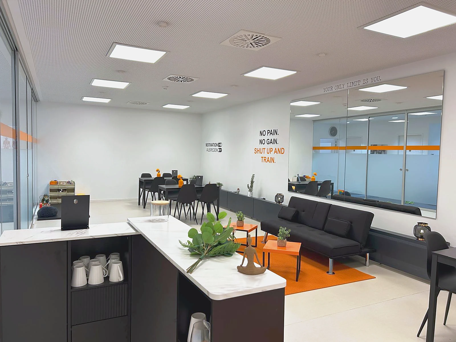 Dojo Lounge & Café Sanitärbereich der Sportschule West Stuttgart